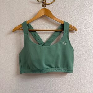 Moana Smile Club Hopscotch Cross Top Size XL